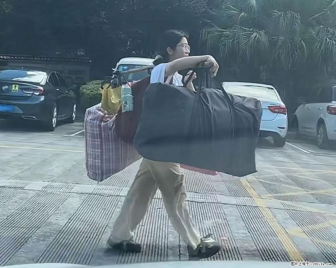 全网追的“扁担女孩”,找了一份暑假工,时薪12元 - 运城生活资讯 - 运城28生活网 yuncheng.28life.com